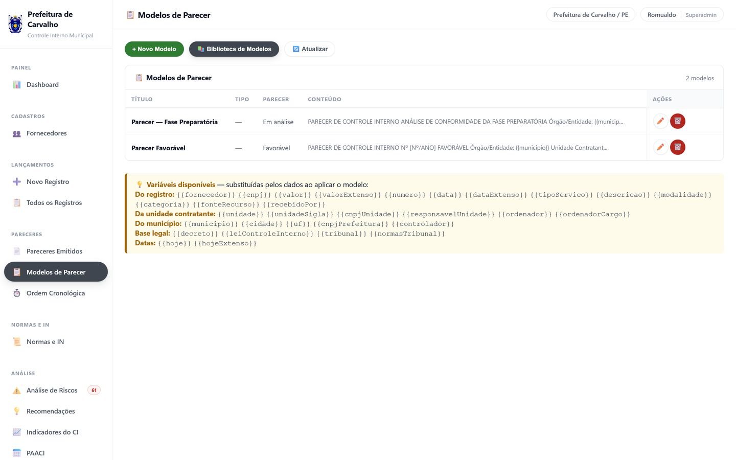 Tela de modelos de parecer, com a lista de variáveis disponíveis